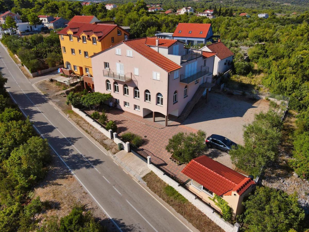 Grande Rosa Apartment Vrulje  Luaran gambar