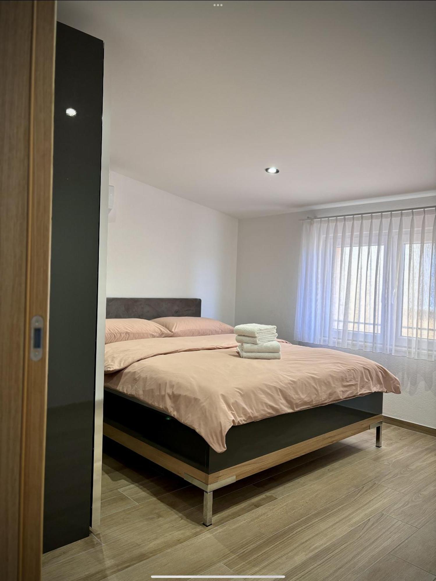 Grande Rosa Apartment Vrulje  Luaran gambar